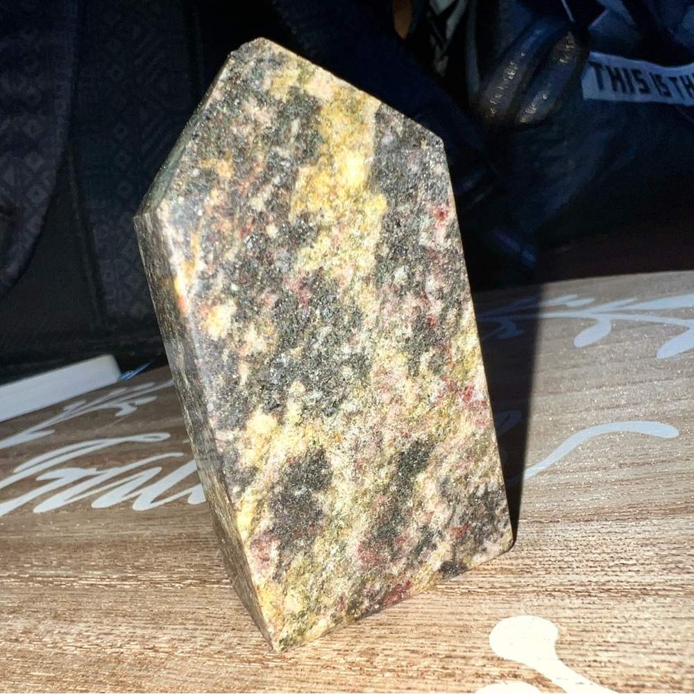 Plum Blossom Crystal Tower